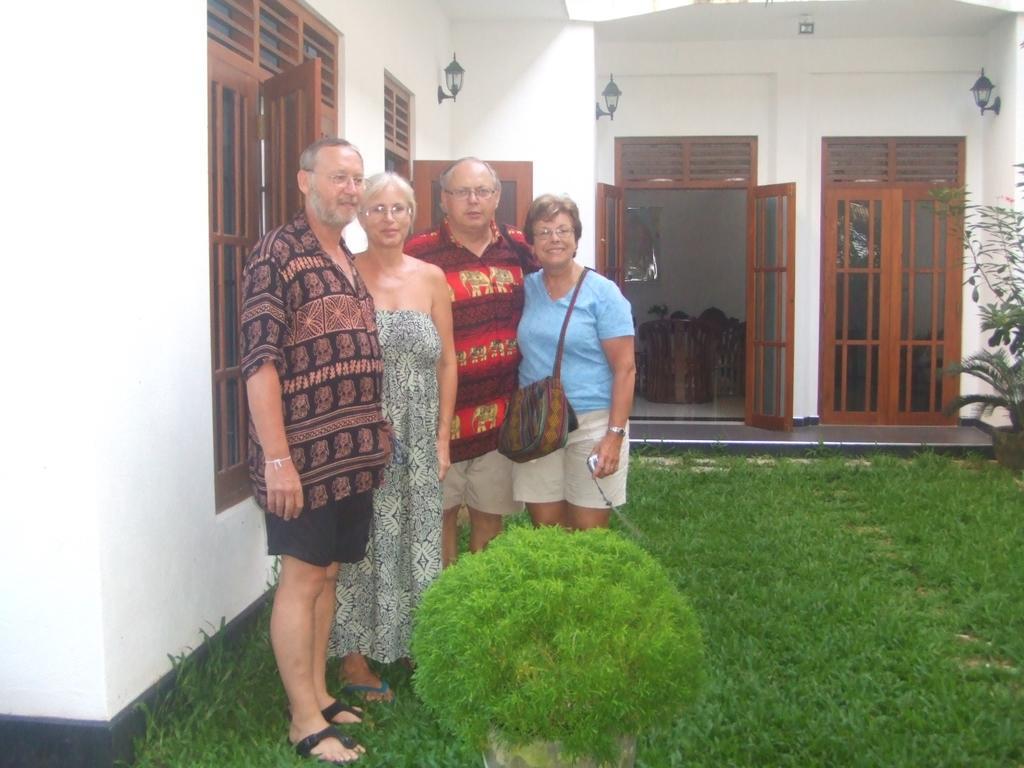Hotel Sunny Side 89 Galle Pokoj fotografie
